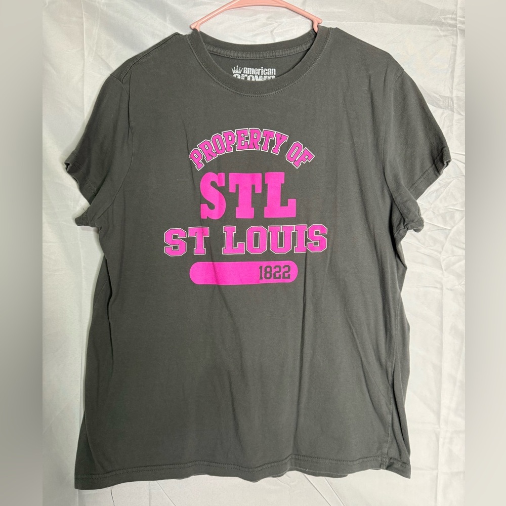 XL property of STL t-shirt